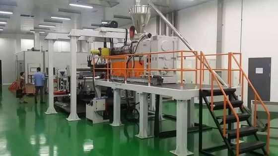 Beli Ekstruder Sekrup Kembar Hemat Energi Kapasitas Tinggi dengan Sistem Degassing untuk Lini Produksi Lembaran Plastik PET online manufacture