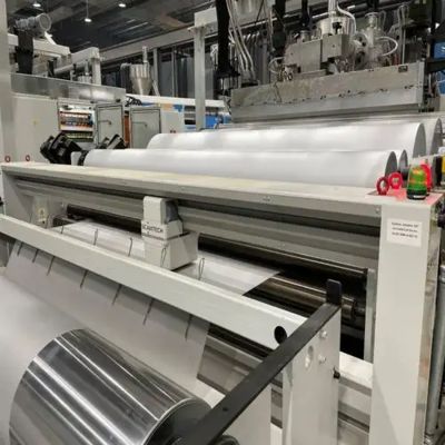 Beli 2400mm / 2600mm Wide EVA Solar Film Extrusion Line dengan 300-700kg/h Output dan 16m/s Maximum Line Speed untuk Solar Panel Encapsulation online manufacture